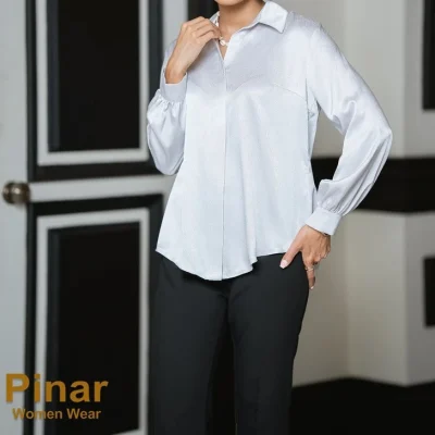 شومیز سفید طرحدار ساتن