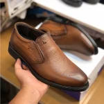 کفش چرم مردانه مجلسی رخشی عسلی کلاسیک رویه چرم طبیعی گاوی زیره لاستیکی نشکن و ضد سایش - Image 4