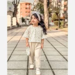 کت و شلوار دخترانه طرح گیپور جنس صوفیا نخ مناسب 1 تا 9 سال - Image 2
