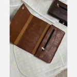 کیف پول و موبایل چرم سه لت مدل عطارد دست دوز با چرم خارجی درجه یک - تصویر 10