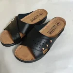 صندل طبی زنانه نگین دار مشکی با کفی آناتومیک و زیره ضد لغزش - تصویر 3